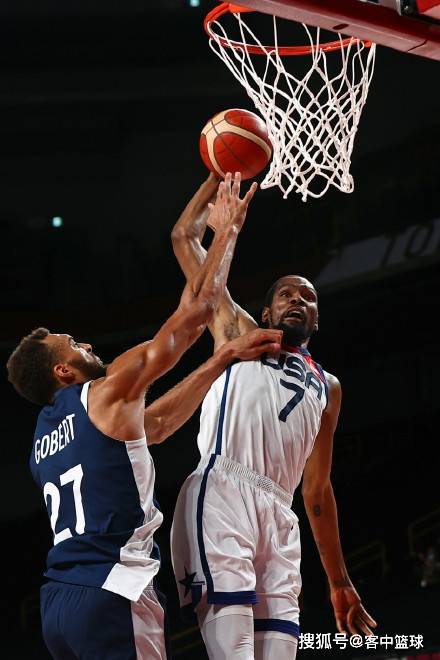 福建队鏖战北京队，戈贝尔关键制胜